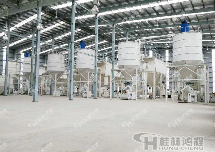 碳酸鈣磨粉機(jī)，超細(xì)環(huán)輥磨，食品級(jí)碳酸鈣磨粉機(jī)廠家多選它