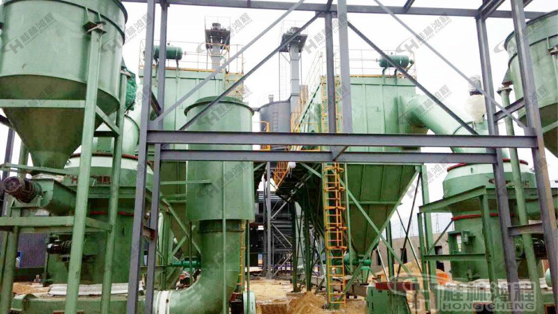 新型400目石灰石雷蒙磨粉機(jī) HC1700新型400目石灰石雷蒙磨粉機(jī)